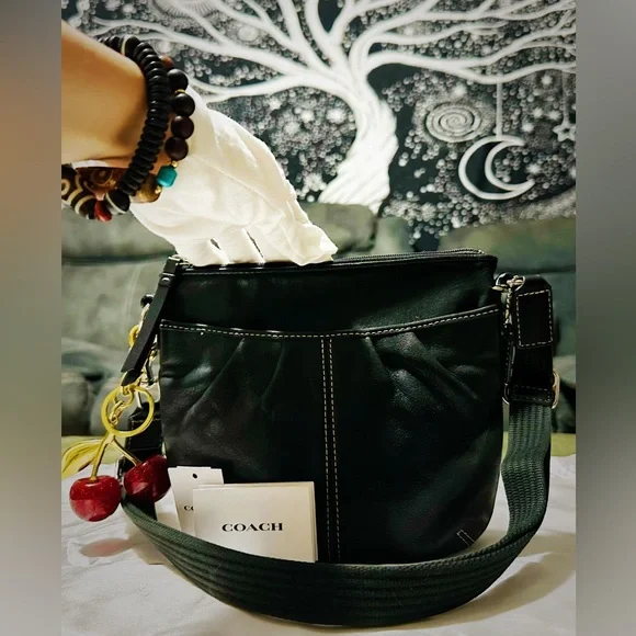 Vintage Coach soho shoulder bag Black soft Leather with red Cherry Charm - Picture 17 of 17